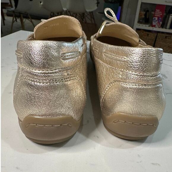 Ara Women’s Amarillo Women's Driving Moccasin Loafer, Metallic Platinum, Size 5 - Picture 7 of 7